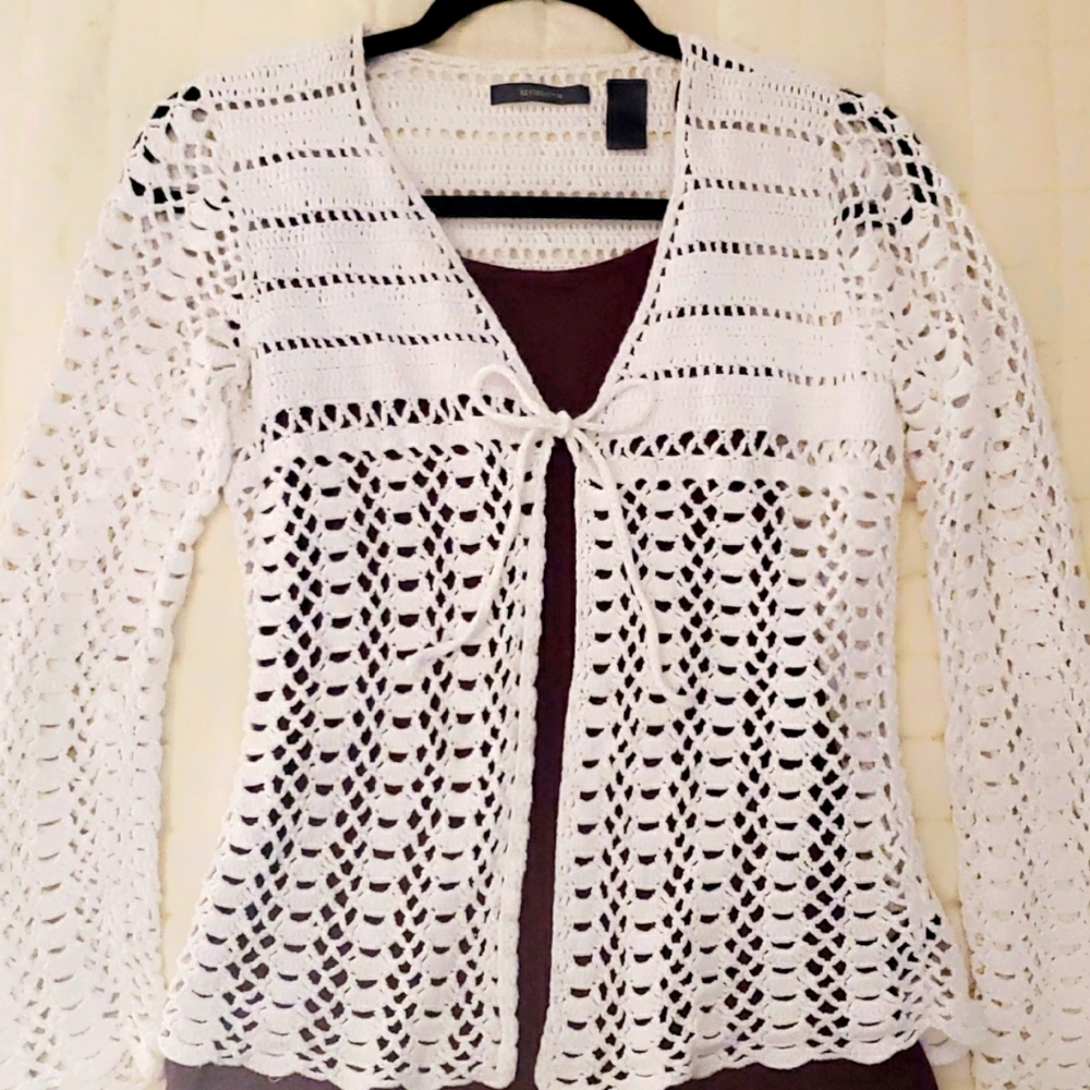 Beautiful Knit Liz Claiborne Sweater/Beach Coverup